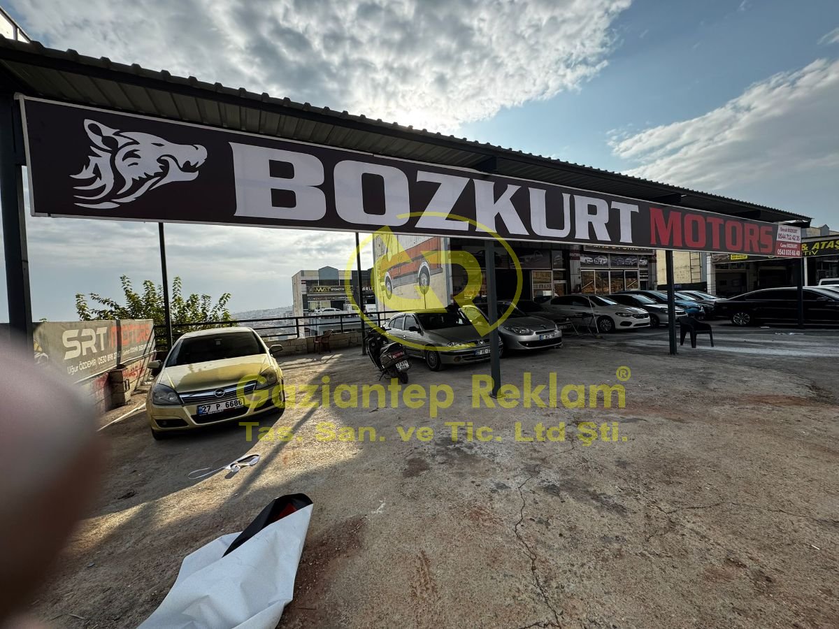 Bozkurt Motors Dayanıklı Dış Cephe Vinil Germe Tabela