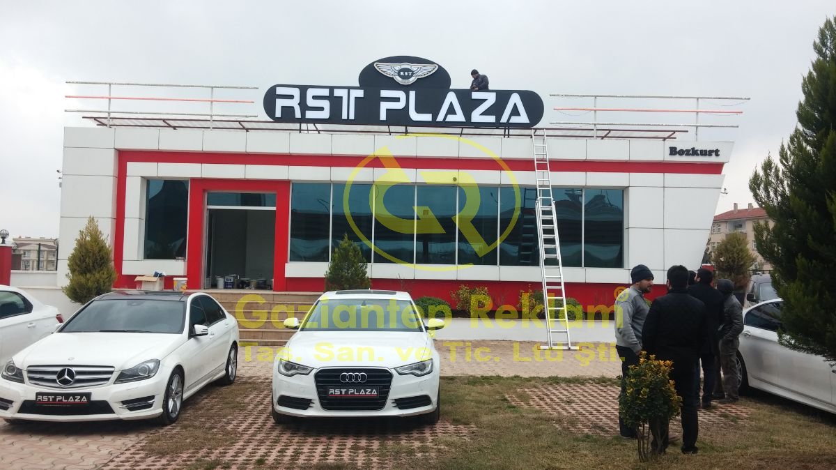 Dayanıklı Işıklı Pleksi Kutu Harf Çatı Tabelası