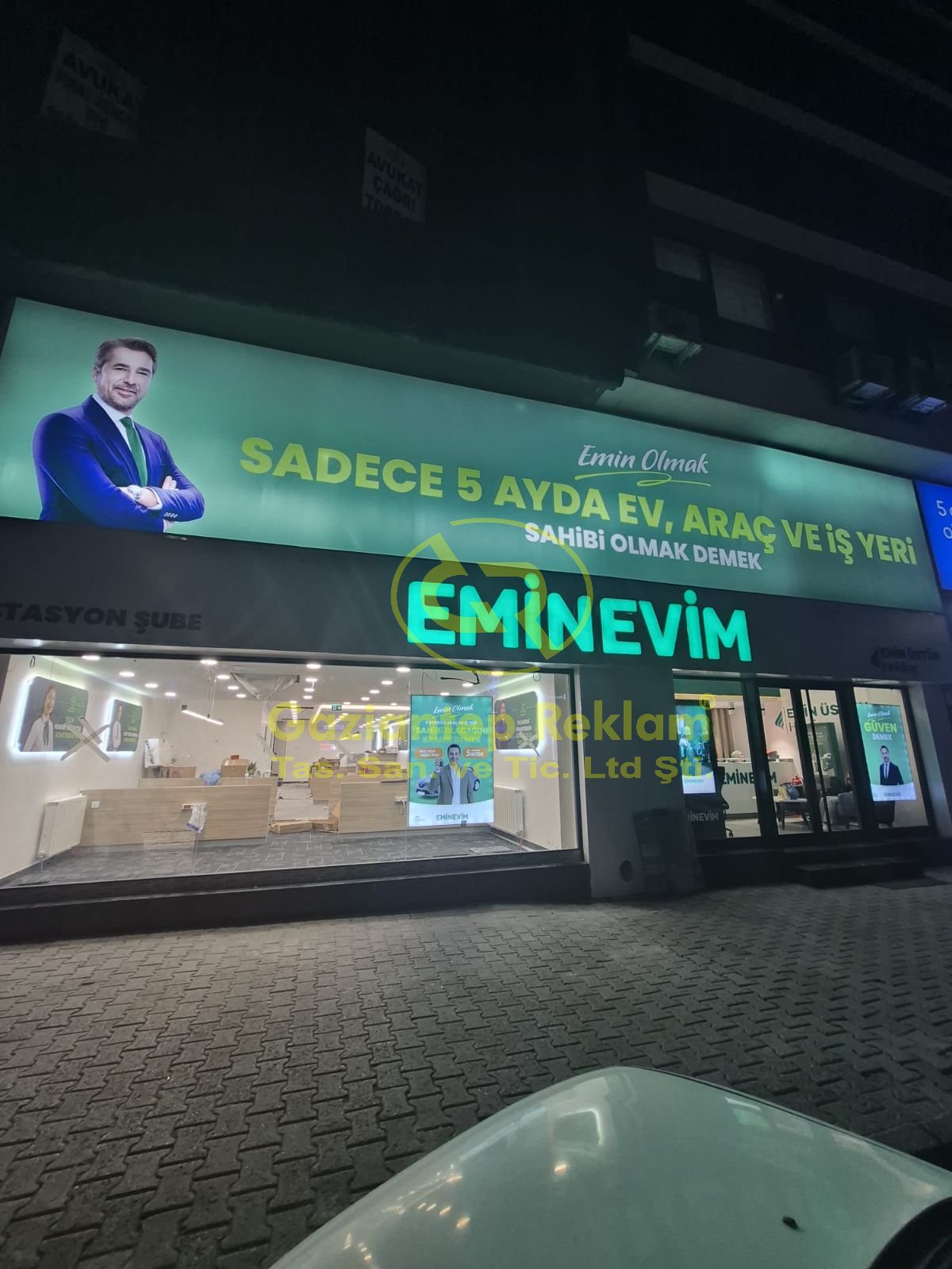 Eminevim Şubesi Işıklı ledbox Tabela ve Kutu Harf Uygulaması