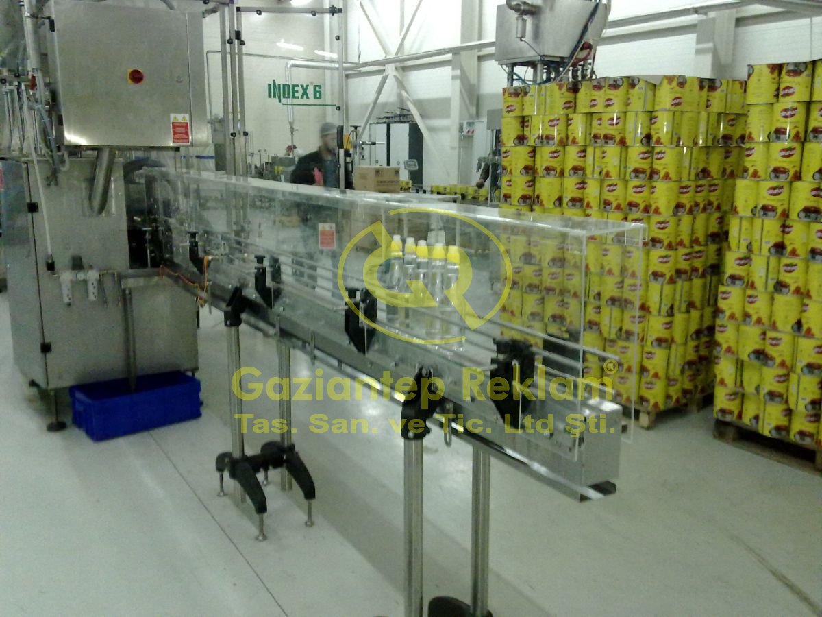 Endüstriyel Pleksiglas Konveyör Makine Koruma Bariyerleri