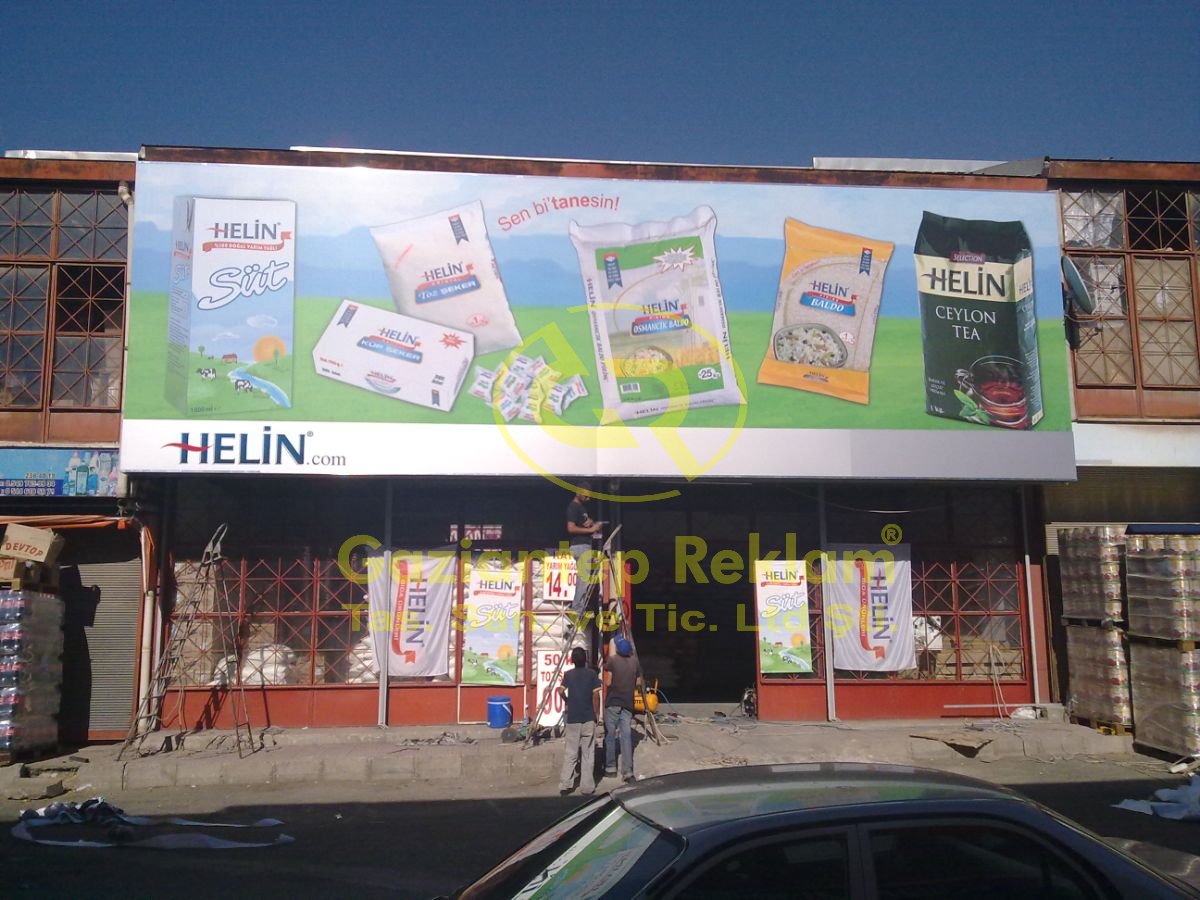 HELIN Markası Büyük Ölçekli Vinil Germe Cephe Tabelası