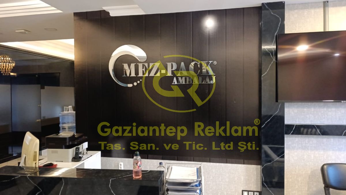 İç Mekan Paslanmaz Krom Kabartma Harf Logo Uygulaması