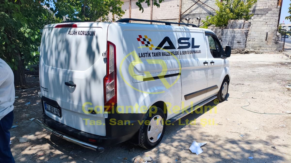 Kurumsal Araç Giydirme ve Mobil Reklam Uygulaması