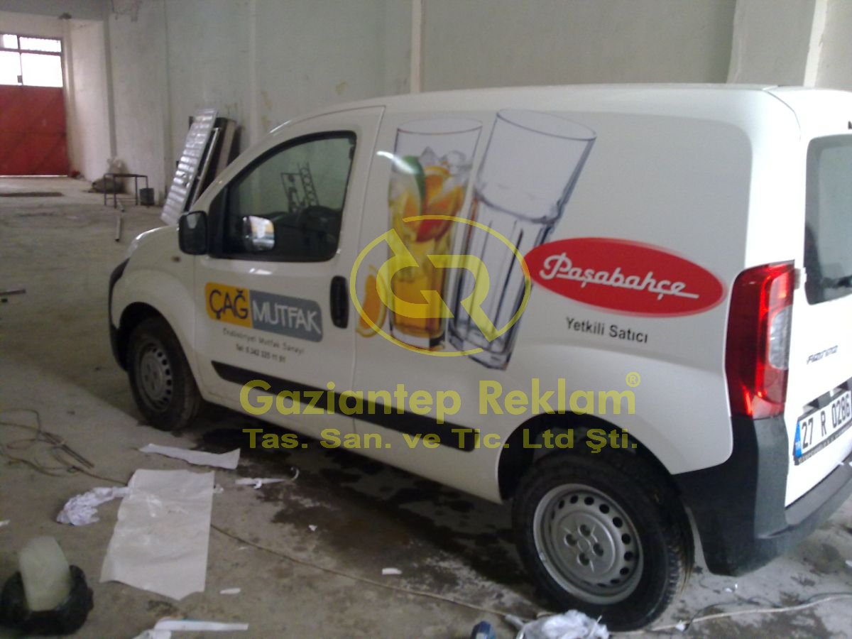 Kurumsal Araç Kaplama Giydirme Profesyonel Folyo Uygulaması