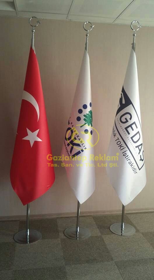 Kurumsal İç Mekan Parlak Krom Bayrak Standı Seti