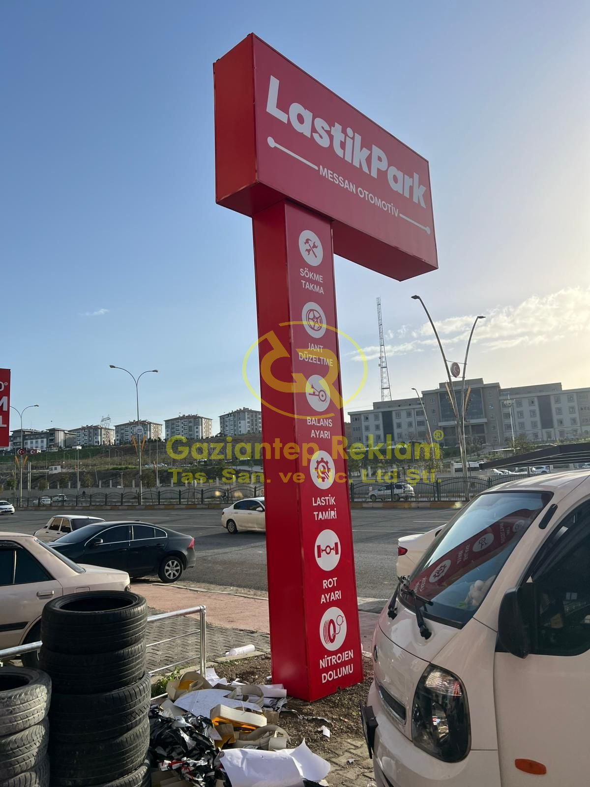 Messan Otomotiv - LastikPark Kurumsal Totem Tabela Projesi
