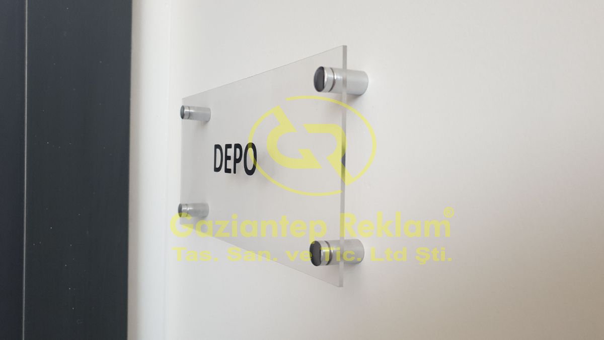 Modern Akrilik Yönlendirme Kapı İsimliği 