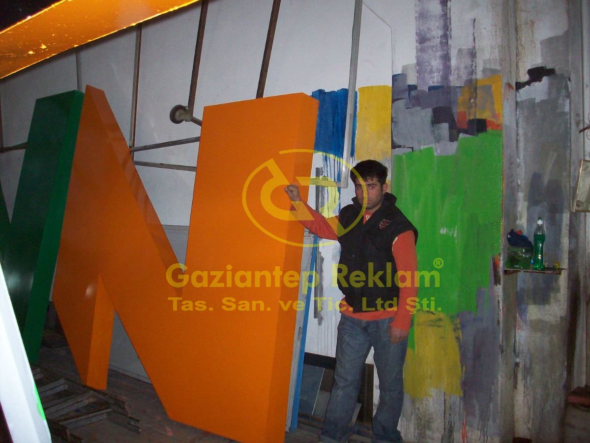 Özel Renk Boyalı  Kutu Harf Tabela