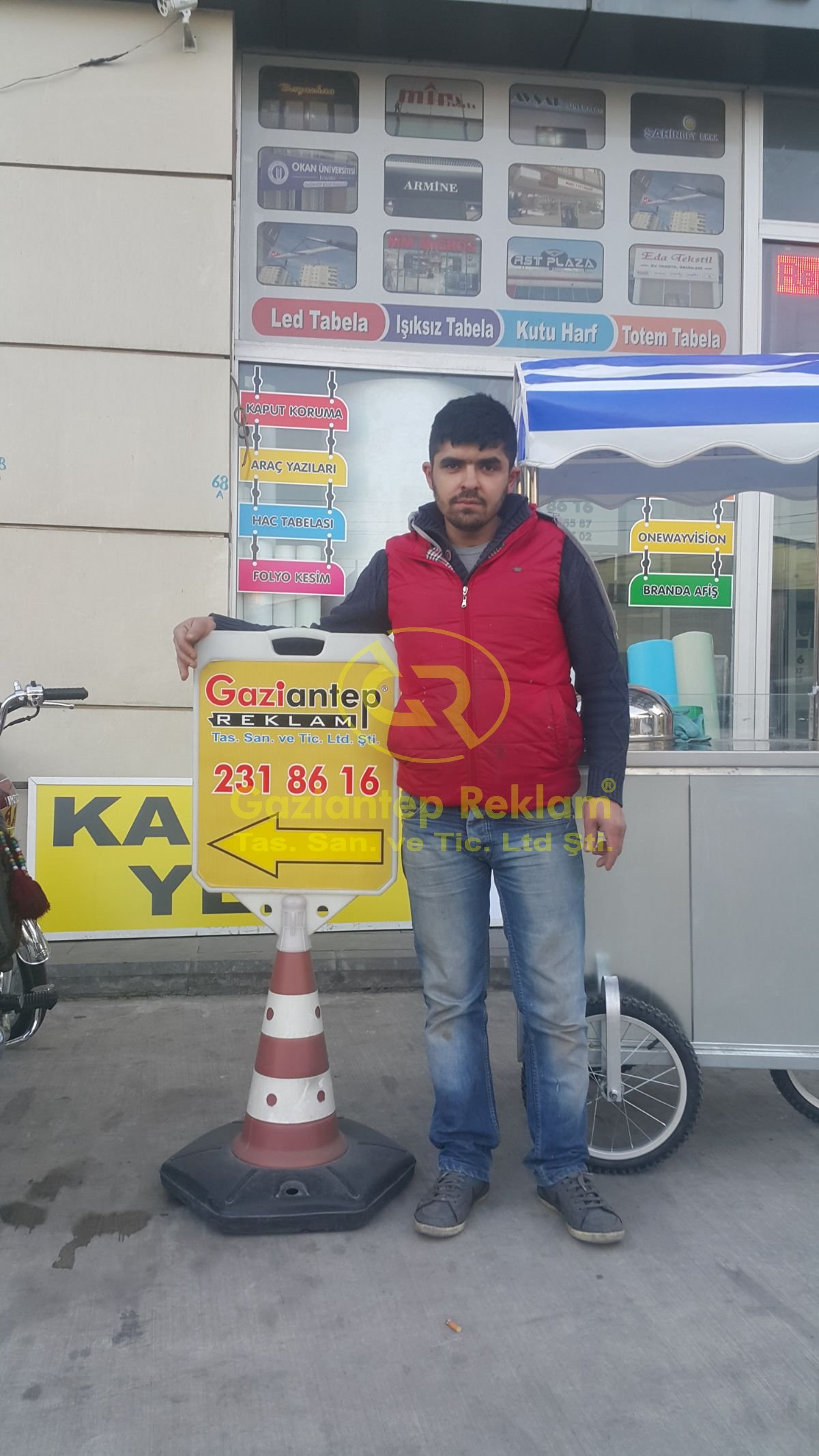 Portatif Duba Üstü Yönlendirme Reklam Panosu