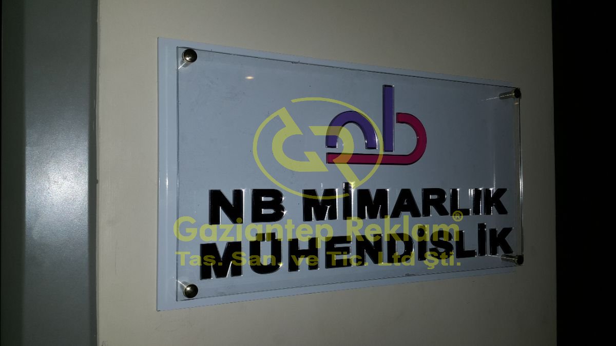 şeffaf  Pleksi Ofis Kapı Levhası