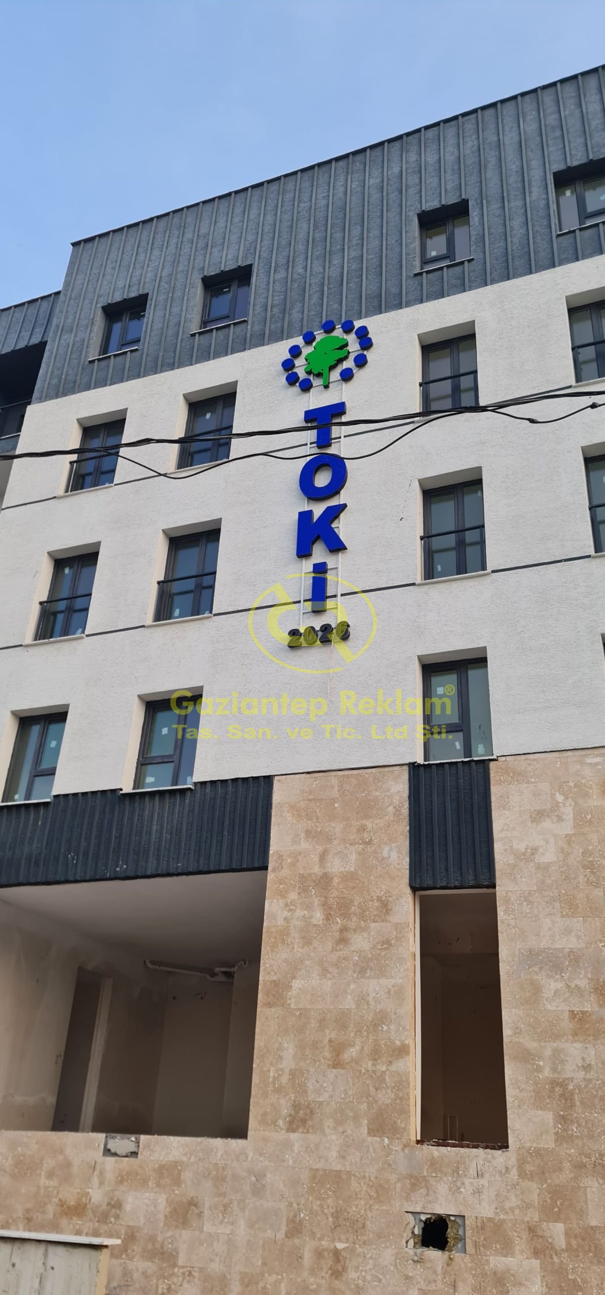 TOKİ Dış Cephe Kurumsal Kimlik Kutu Harf Uygulaması