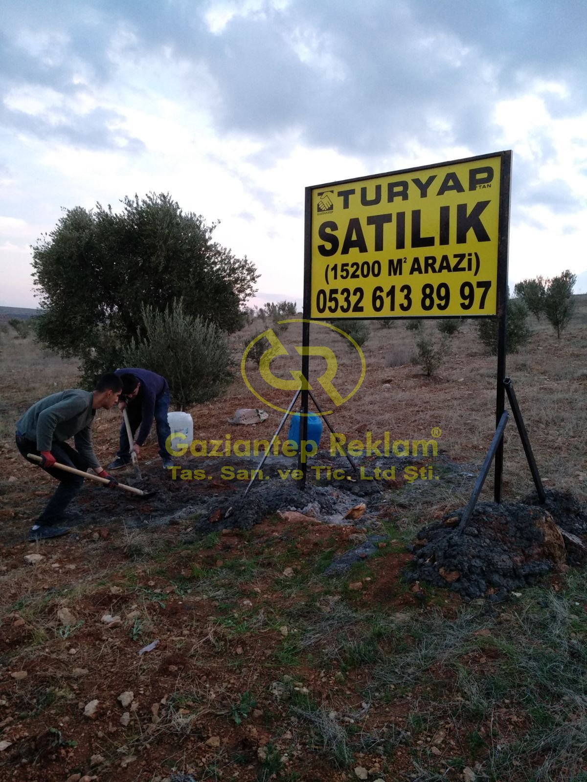 TURYAP Satılık Arazi Ayaklı Sac  Tabela