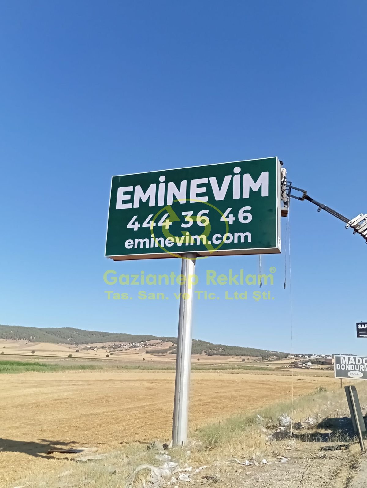  Yol Kenarı Totem Tabela Çözümleri